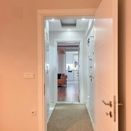 Cozy Atmosphere In The Heart Of Town *