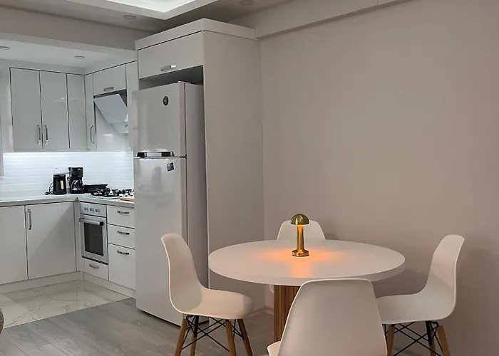 Cozy Atmosphere In The Heart Of Town דירה דלמן