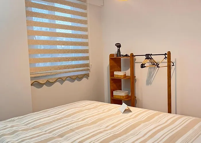 Cozy Atmosphere In The Heart Of Town דירה דלמן