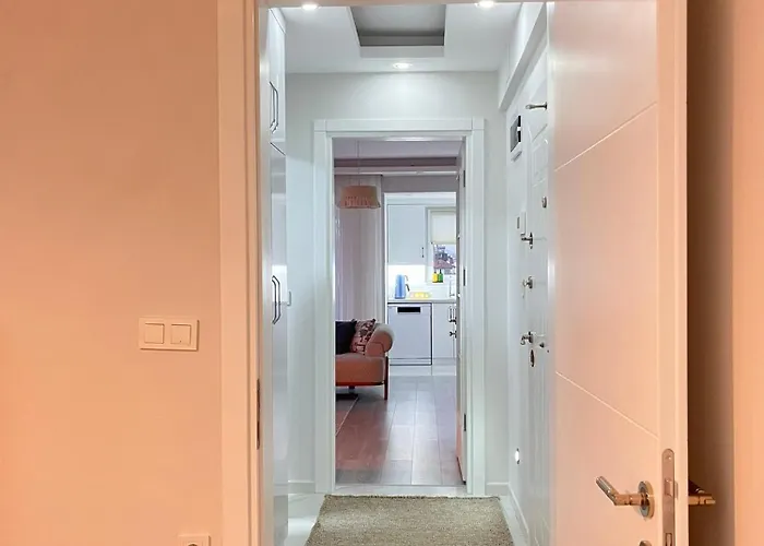 Cozy Atmosphere In The Heart Of Town *