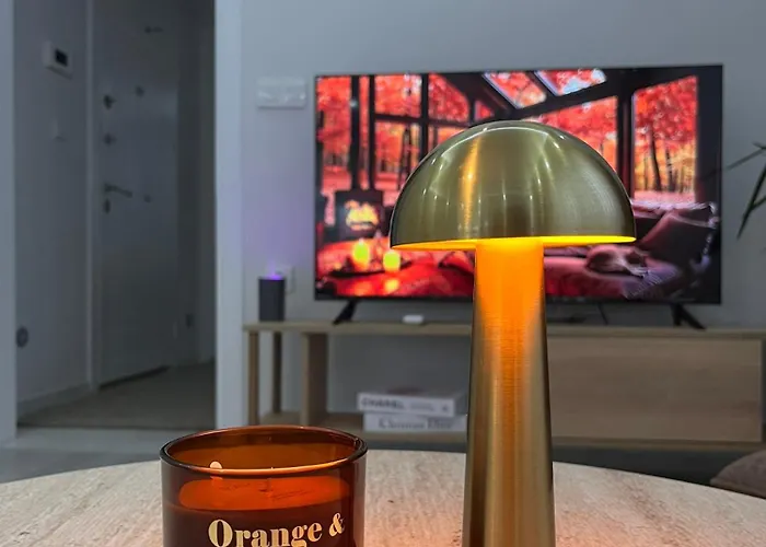 Cozy Atmosphere In The Heart Of Town דירה